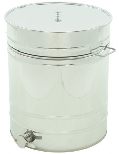 Stainless steel tank 2000 l, with stirrer and heating